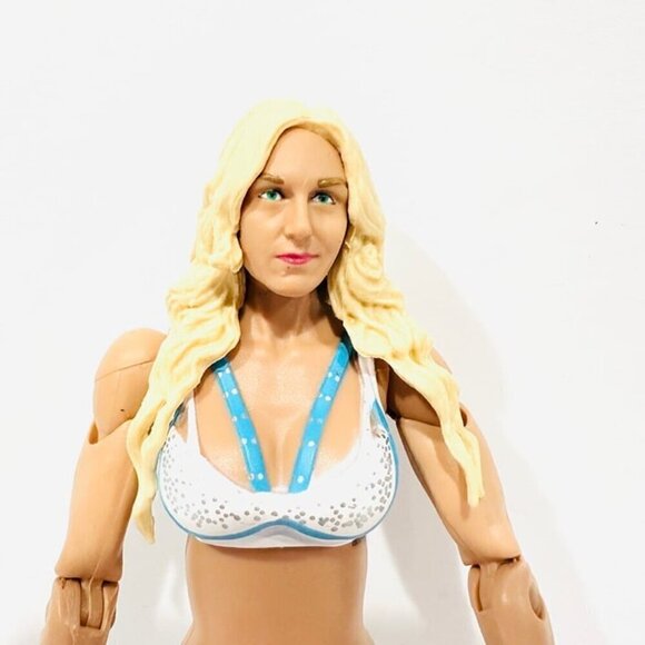 WWE Mattel Charlotte Flair Battle Packs Series 41 Wrestling Figure 2016 - Picture 2 of 3
